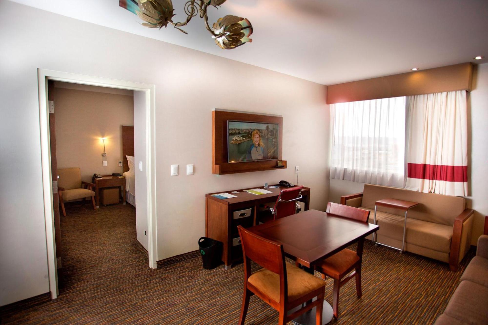 Four Points By Sheraton Queretaro Norte Hotel